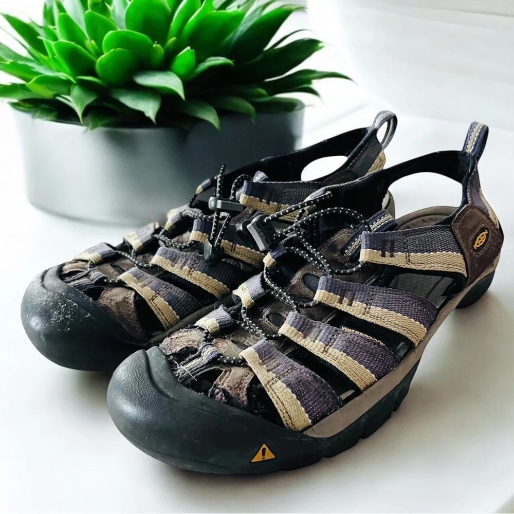 KEEN Newport H2 Waterproof Sandals Men’s Size 11 FAST SHIPPING 1701-18